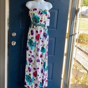 Trixxi Maxi Dress